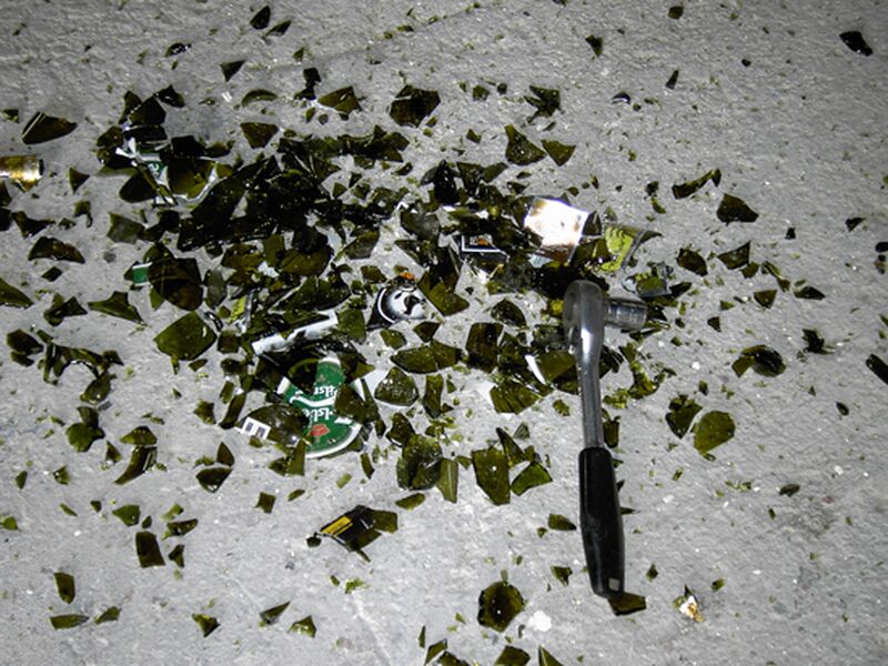 ReTec Flaschenbrecher output